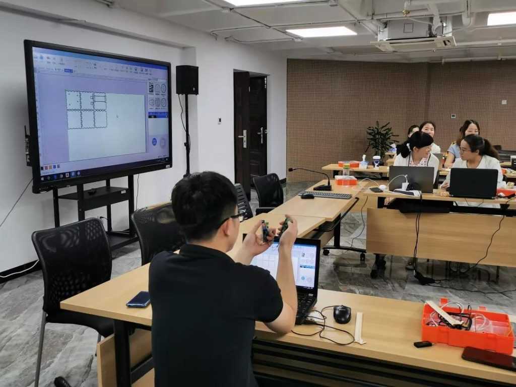 2019鼓樓區(qū)中小學創(chuàng)客教育